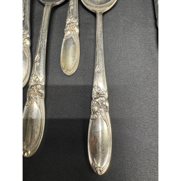 Vintage Silverplate Flatware Set – White Orchid – Discontinued - 46 pcs - Picture 14 of 16